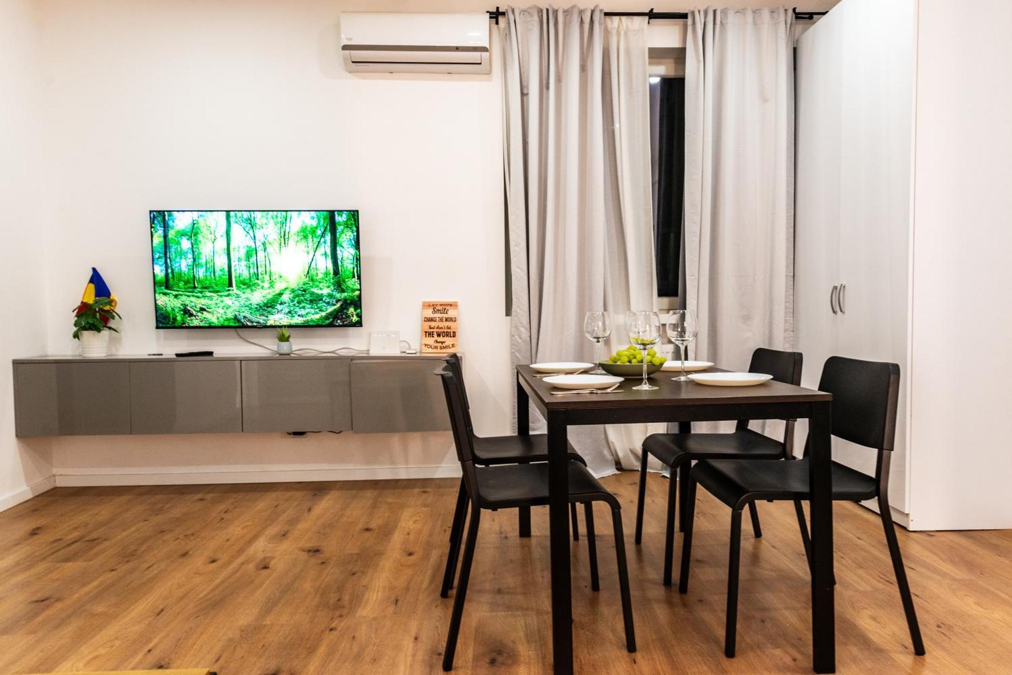 Ultracentral Spacious Apartment 4Br Бухарест Экстерьер фото