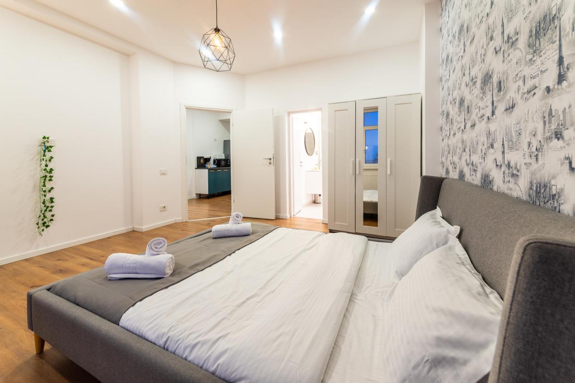 Ultracentral Spacious Apartment 4Br Бухарест Экстерьер фото